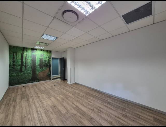 3,495M² OFFICE TO LET IN ILLOVO